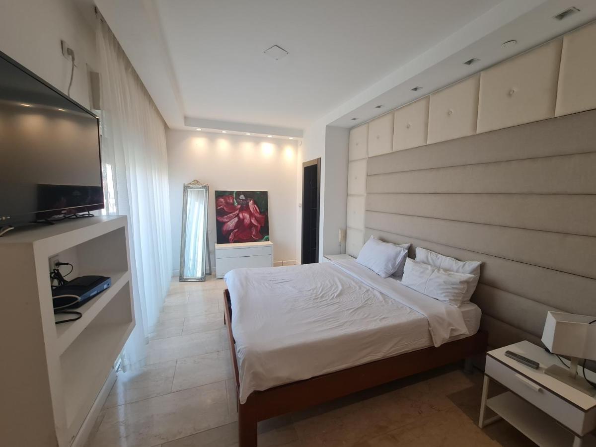 La-Palmore Luxury Apart-Residense Resort With Pool First Line Sea Side 엘라트 외부 사진
